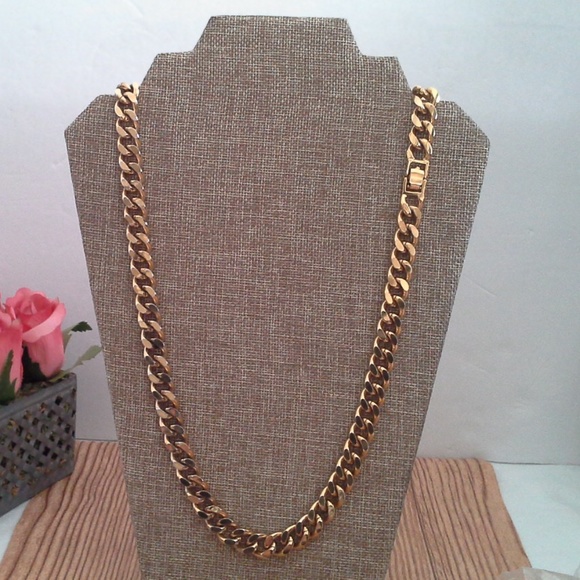 Monet Jewelry - ||SOLD|| Monet Bold Chunky Gold Link Necklace